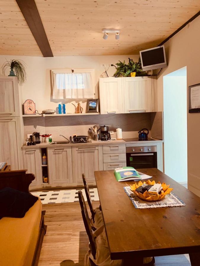 Apartamento Il Borghetto Di Torno Exterior foto