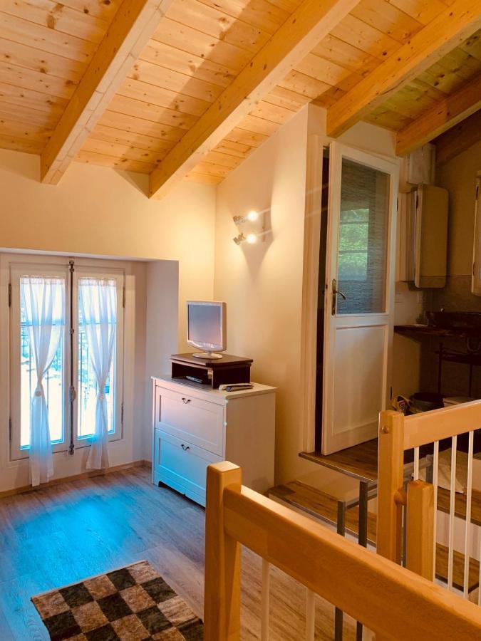 Apartamento Il Borghetto Di Torno Exterior foto