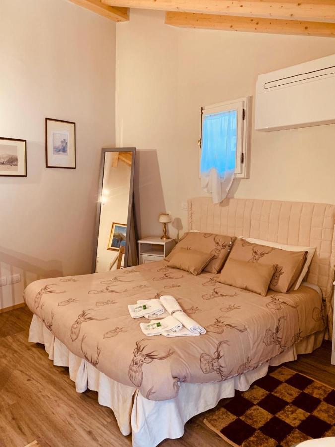 Apartamento Il Borghetto Di Torno Exterior foto