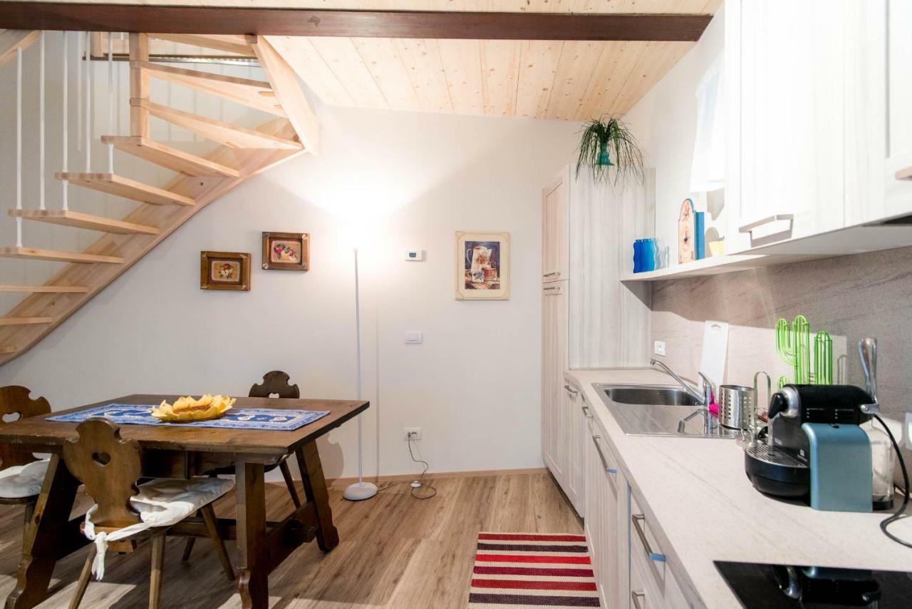Apartamento Il Borghetto Di Torno Exterior foto