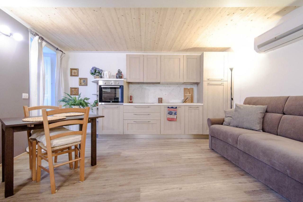 Apartamento Il Borghetto Di Torno Exterior foto