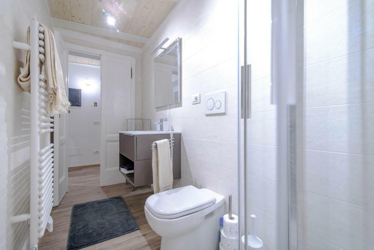 Apartamento Il Borghetto Di Torno Exterior foto