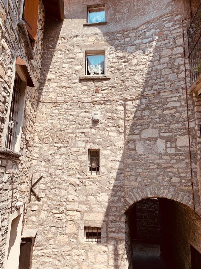 Apartamento Il Borghetto Di Torno Exterior foto